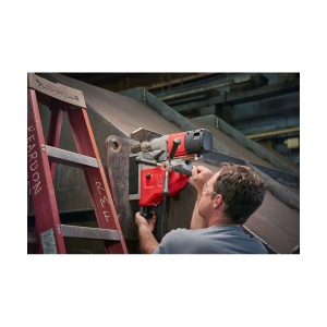 Masina de gaurit cu talpa magnetica MDP 41, magnet permanent, prindere Weldon 19 mm, forta 8890 N, Milwaukee, cod 4933451014 - Img 3