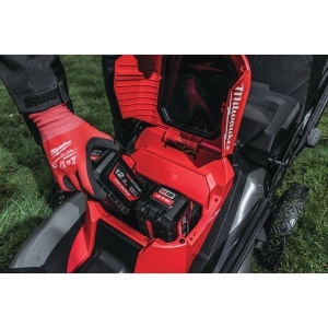 Masina de tuns gazonul M18 F2LM53-122, autopropulsata 53 cm, Milwaukee, cod 4933499213