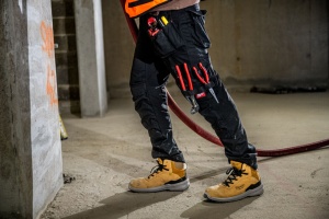 Pantaloni de lucru FREEFLEX™, negri, Milwaukee