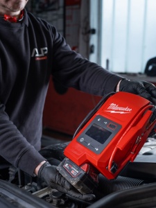 Redresor auto M18 JS2000-0, curent de varf 2000 A, compatibil motoare benzina 8.1 l si diesel 3.0 l, Milwaukee, cod 4933498026 - Img 29