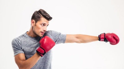 Top 7 cele mai bune mănuși de box pentru antrenamente și competiții