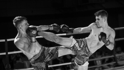 Kickboxing: avantaje, reguli esențiale și cum te pregătești corect?