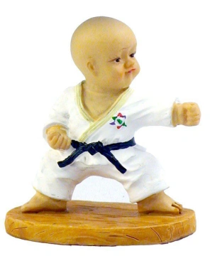 Figurina mare karate ”F”