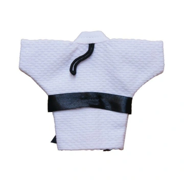 Breloc mini-judogi – Alb