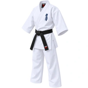 Kimono Budo Best pentru Kyokushin Karate – vedere la 45 de grade