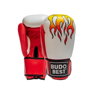 Mănuși de box Budo Best model Flăcări, realizate din piele de vacă de cea mai bună calitate, design alb-roșu cu grafică de foc și prindere velcro.