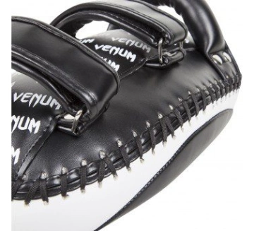 Venum "Light" Kick Pad – perne de antrenament ultra ușoare (pereche)