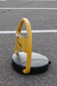 lako i brzo postavljena barijera na parkingu