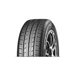 Fotografie Anvelopă Vara YOKOHAMA BluEarth-ES32 ES32 215/60 R16 99 V XL C B 68 A pentru prezentare în magazin