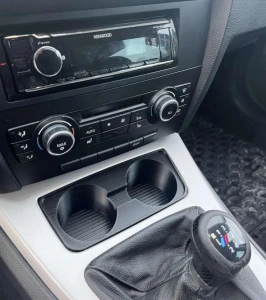 Suport Pahare BMW Seria 3 E90 E91 E92 E93 – Consolă Centrală pentru Cutie Manuală