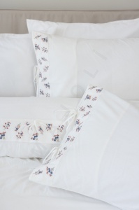 Lenjerie Minima Dove (Bumbac 100% brodat) 4 piese - Img 2