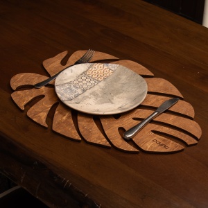 Σετ ξύλινα σουπλά (4 τεμ.) Monstera Καρυδί 33x45 cm - Img 2