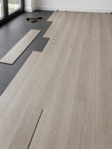 Set 14 buc. Parchet LVT, Pardoseala Vinil 2.5mm, Stomp, Gri, 15x1050 cm / 2.2 mp, Delta 8003-26 - Img 3