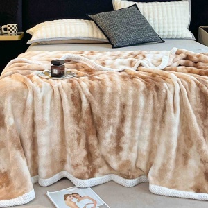 Παχιά Κουβέρτα Cocolino Bordy V7 Μάρμαρο Gold 200x230 cm