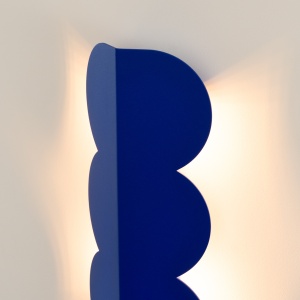 Φωτιστικό τοίχου Biscuit, Μπλε Ultramarine, 16.3x5.8x33.6 cm - Img 4