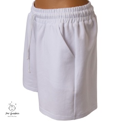 Lateral Pantaloni scurti din bumbac,culoare alb ,cu elastic in talie si snur.