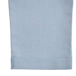 Detaliu manseta pantalon.