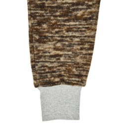 Detaliu Pantalon copii din lana fiarta culoare animal print.