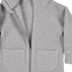 Detaliu jacheta copii din lana fleece culoare gray
