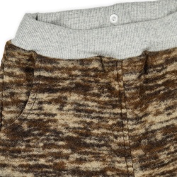 Detaliu Pantalon copii din lana fiarta culoare animal print.