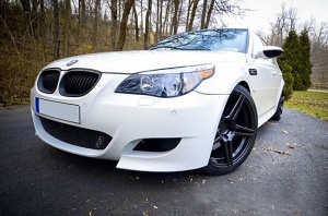 Grila BMW E60 E61 negru mat - Img 4