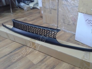 Grila sport fara emblema VW Golf 3 'RS Style' - Img 1