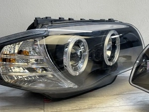 Set faruri BMW E81, E82, E87, E88 Angel Eyes negru - Img 4
