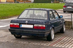 Stopuri BMW E30 FL rosu clar - Img 8