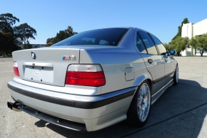 Stopuri BMW E36 sedan rosu alb - Img 6