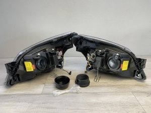 Faruri Opel Astra H GTC Twintop Angel Eyes look negru cu lupa - Img 4