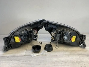 Set faruri Opel Astra H, GTC, Twintop Angel Eyes look negru cu lupa - Img 4