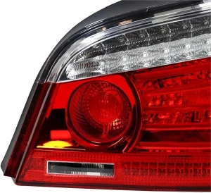Set stopuri BMW E60 LCI LED rosu clar - Img 4