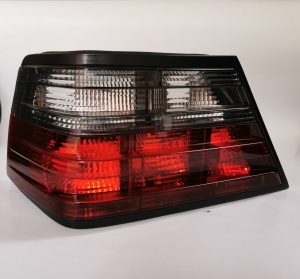 Set stopuri Mercedes W124 rosu fumuriu - Img 3
