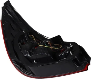 Set stopuri BMW E60 LCI LED rosu clar - Img 5