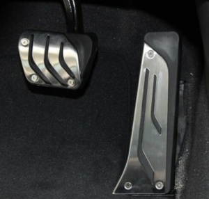 Pedale BMW E81, E82, E87, E88, E46, E90, E91, E92, E93, E60, E61, E53, E70, E71, E85, E89 'M-Tech look' - Img 4