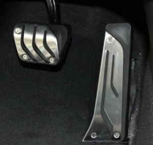 Pedale BMW E81, E82, E87, E88, E46, E90, E91, E92, E93, E60, E61, E53, E70, E71, E85, E89 'M-Tech look' - Img 4