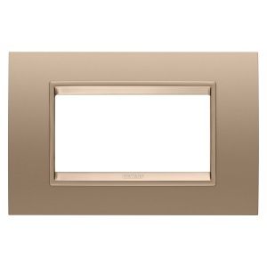 Placă lux - in metal - 4 module - cupru moale - cadru interior cupru moale mat Gewiss GW16204XE