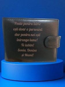 Portofel negru cu text - poate pentru lume si nume