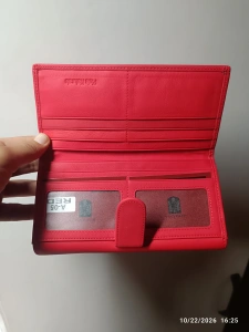 Portofel personalizat din piele naturala, culoare rosie, personalizat cu poza si text - Hassion a05 - Img 5