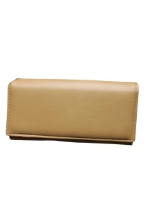 Portofel personalizat din piele naturala, culoare maro, model de dama.