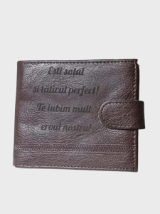 Portofel personalizat, piele ecologica, maro, sotul perfect