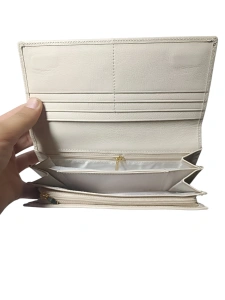 Portofel personalizat din piele naturala, culoare cream yellow, personalizat cu poza si text - Hassion a05 - Img 4