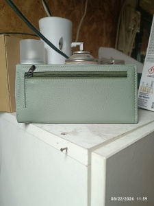 Portofel personalizat din piele naturala, culoare verde deschis - ou de rata, personalizat cu poza si text - Img 2