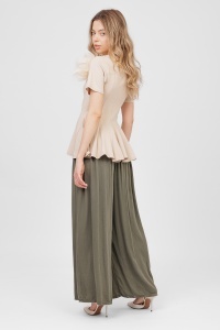 Bluză bej din bumbac cu peplum și floare din organza pe umăr - Img 5