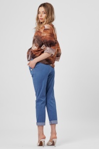 Pantaloni albaștri deschis din denim cu nasturi decorativi și manșete - Img 4