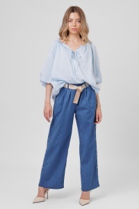 Pantaloni din denim bleu cu ținte metalice rotunde în laterale și curea - Img 2