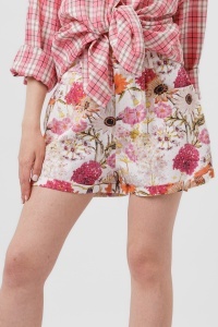 Pantaloni scurți roz cu imprimeu floral și strasuri