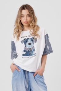 Tricou alb din bumbac cu imprimeu cățeluș și mâneci din denim cu strasuri