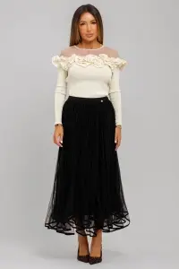 Bluză crem din tricot cu tul și volănașe - Img 5