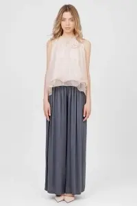 Pantaloni evazați antracit din viscoză cu talie elastică - Img 3